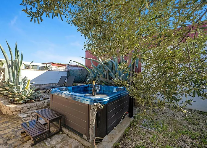 בית נופש 2 Bedroom In יזרה